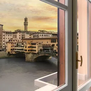 https://ghlp-suite-ponte-vecchio.it-tuscanyhotel.com